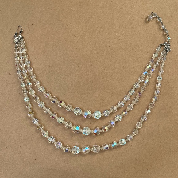 Vintage Aurora Borealis Three Strand Necklace mid century Costume Jewelry - Picture 4 of 7